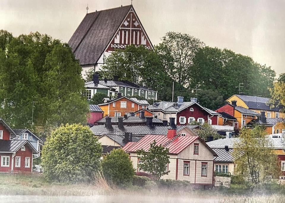 Porvoon Helmi Viehattava Asunto Joen Rannassa Exteriör bild